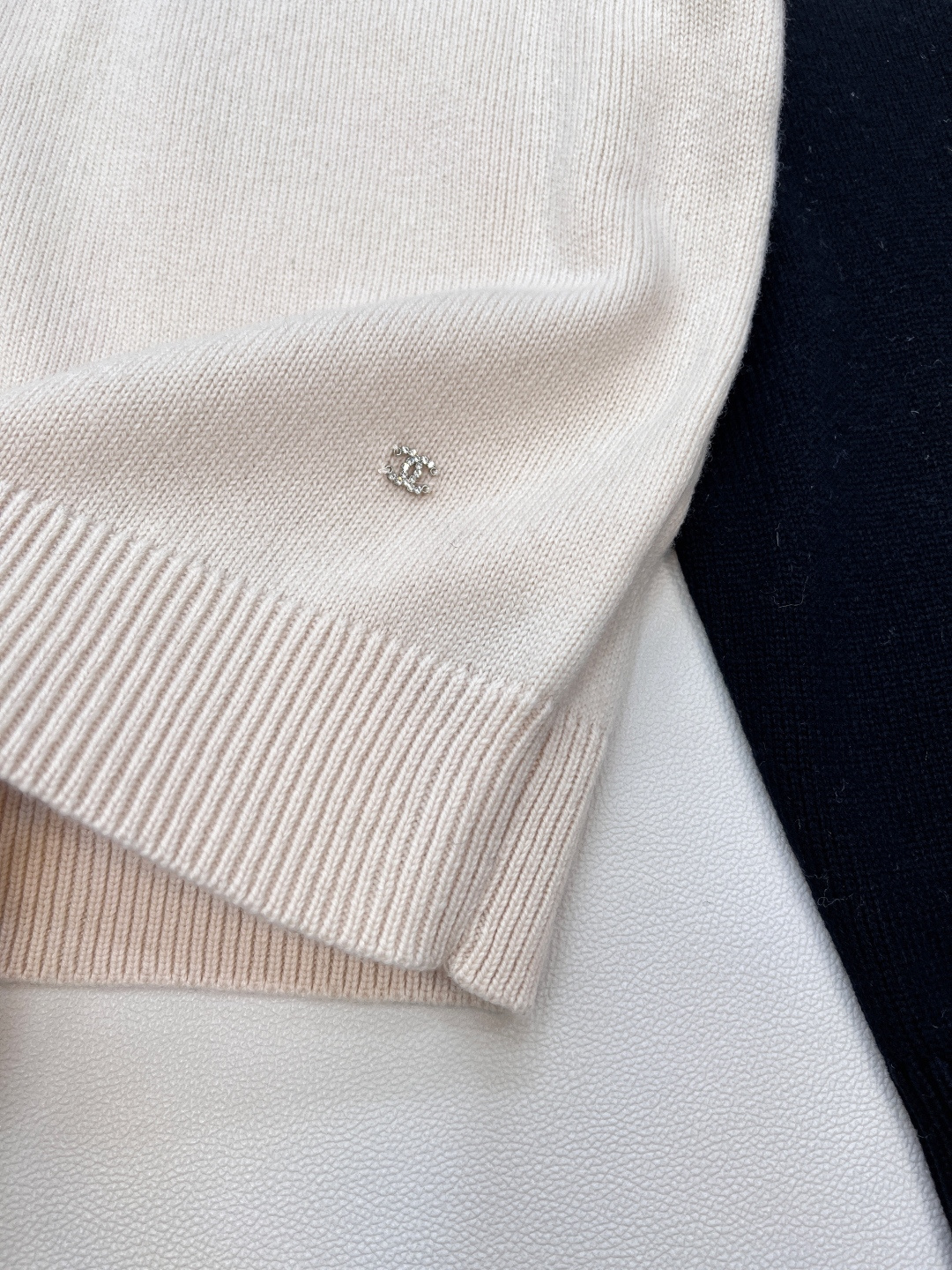 🆕Chanel25N滑雪季系列双C蝴蝶结针织衫丨⚠独家yb开发！高版出品！甄选柔软针织面料，兼顾亲肤质感