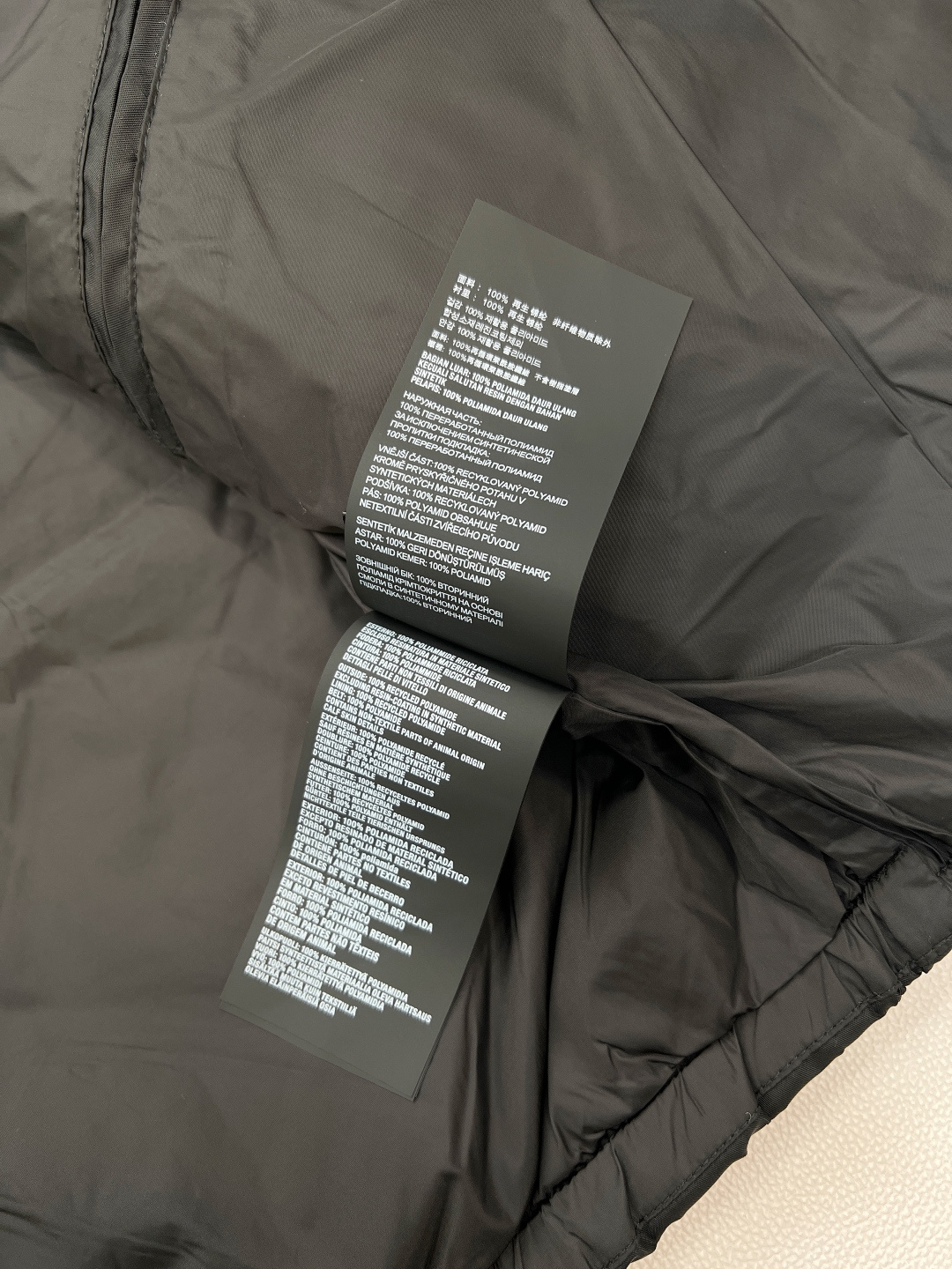 🆕Prada25Fw早秋新款三角标连帽尼龙短款棉衣夹克外套丨⚠独家yb开发！高版出品！经典的Prada的