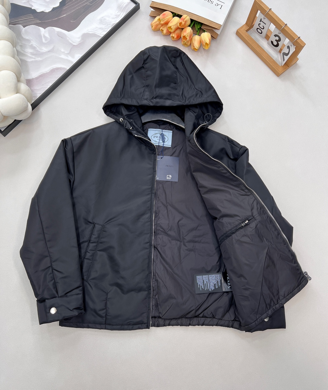 🆕Prada25Fw早秋新款三角标连帽尼龙短款棉衣夹克外套丨⚠独家yb开发！高版出品！经典的Prada的