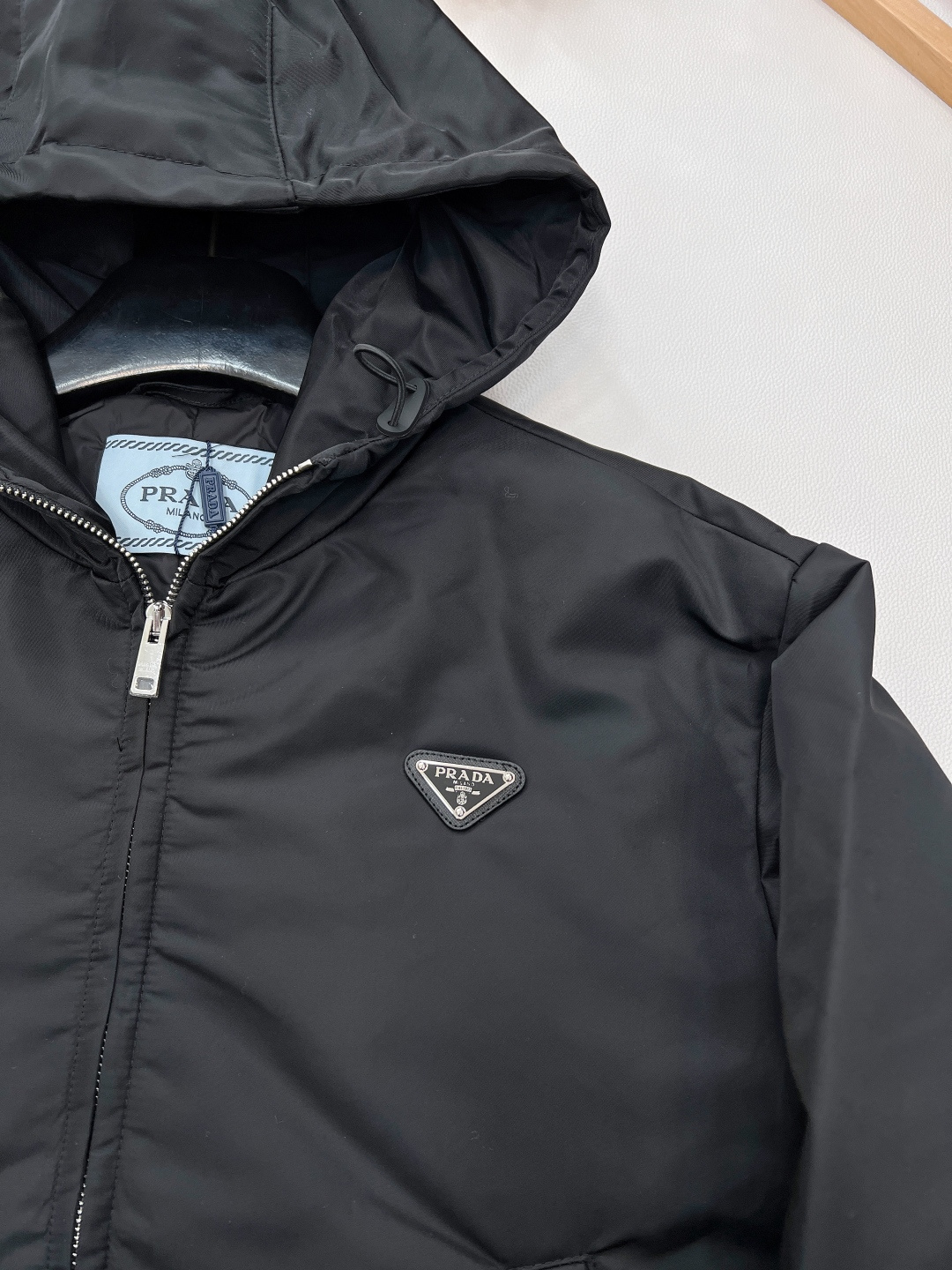 🆕Prada25Fw早秋新款三角标连帽尼龙短款棉衣夹克外套丨⚠独家yb开发！高版出品！经典的Prada的