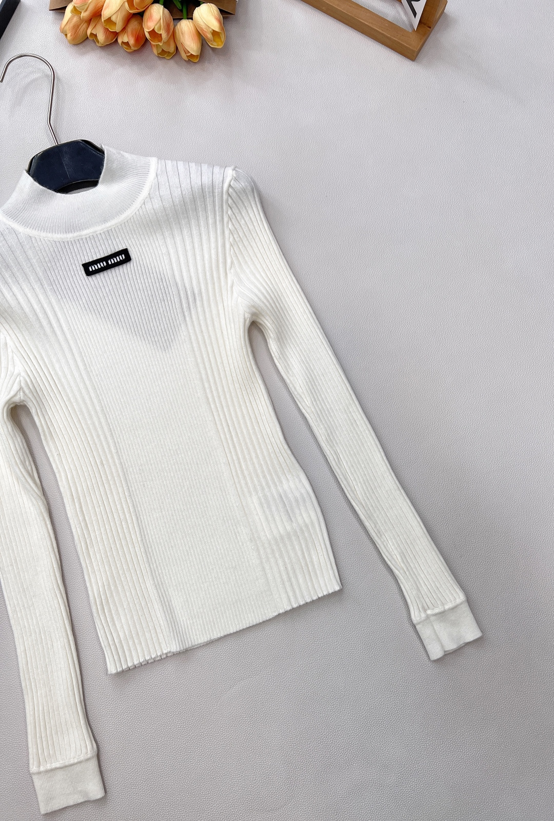 🆕Miumiu25FW秋冬新款微标提花山羊毛混纺立领针织长袖打底衫丨⚠独家高版出品！采用羊毛针织面料，自