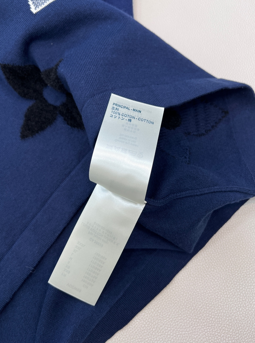 🆕Louis Vuitton2025新款圆领四叶草徽标短袖，定制YB斜纹全棉纱线织造，穿搭舒适，质感十足