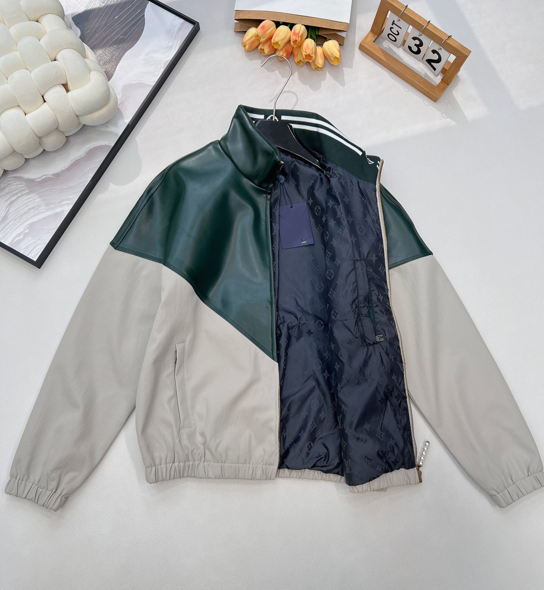 🆕Louis vuitton2025新款拼色皮衣夹克外套，定制YB进口环保水洗皮材质，质感细腻，纹理清晰