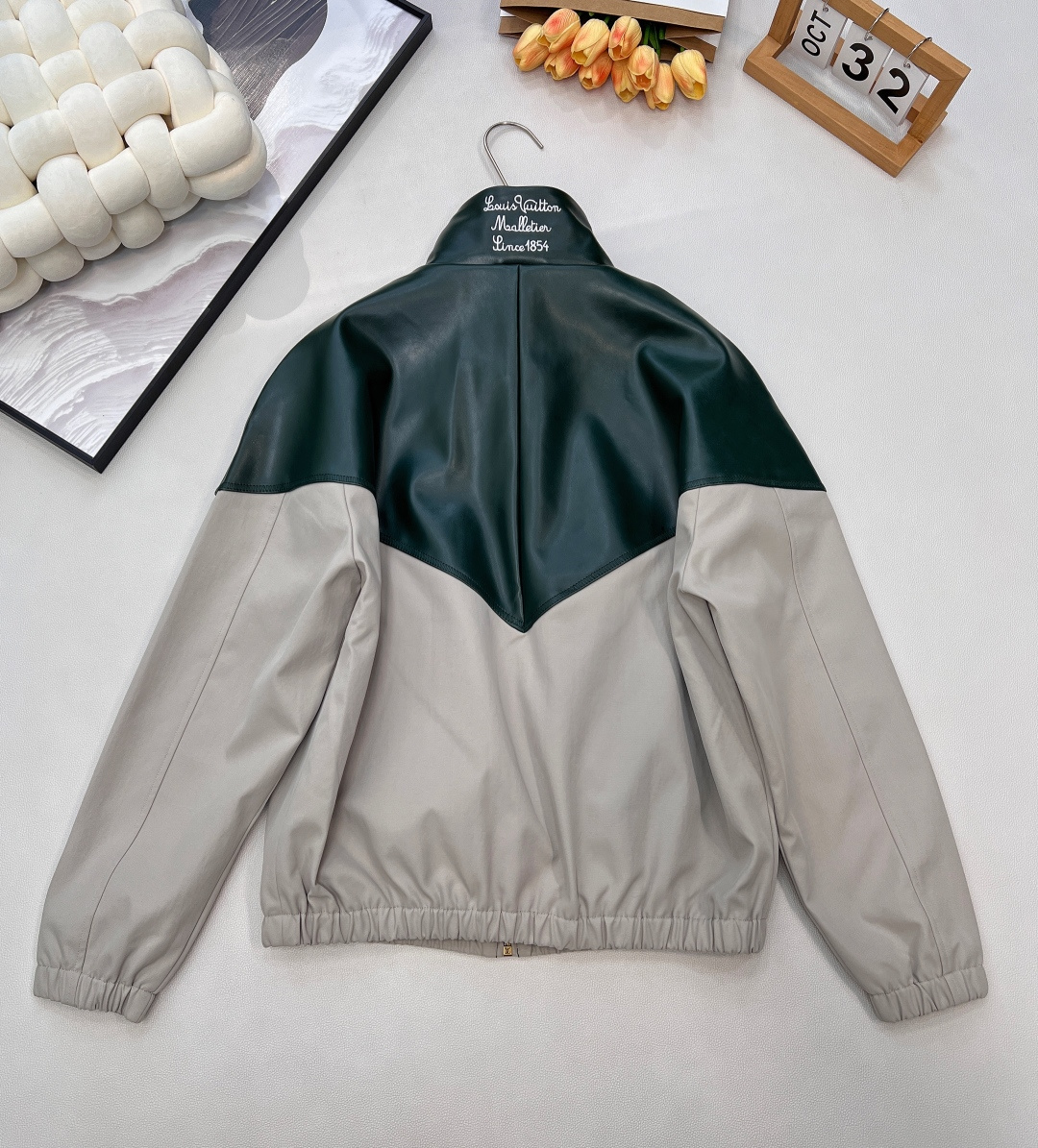 🆕Louis vuitton2025新款拼色皮衣夹克外套，定制YB进口环保水洗皮材质，质感细腻，纹理清晰