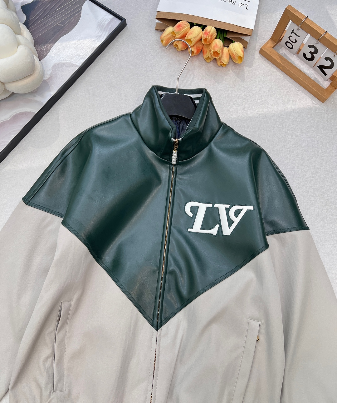 🆕Louis vuitton2025新款拼色皮衣夹克外套，定制YB进口环保水洗皮材质，质感细腻，纹理清晰