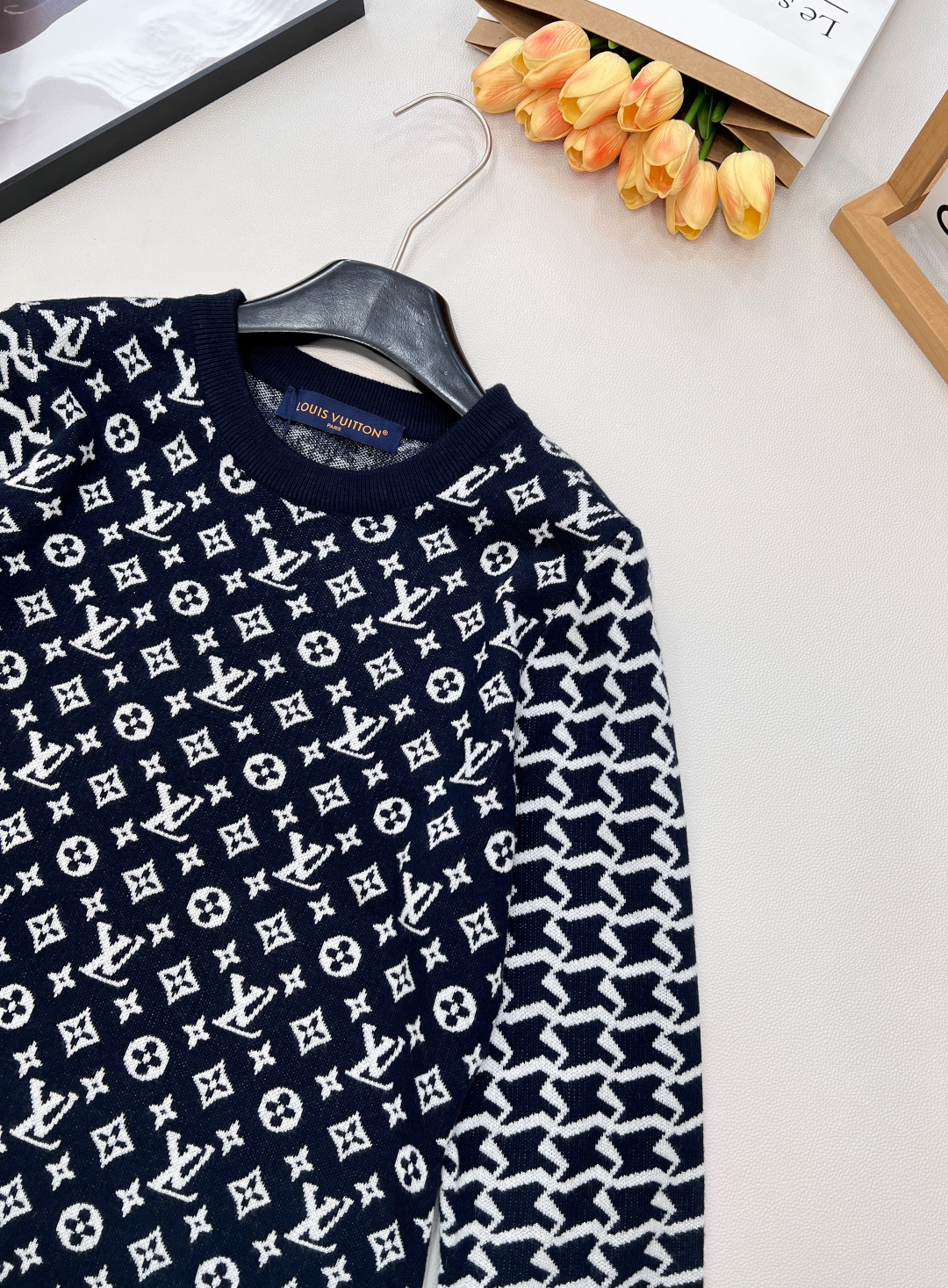 🆕Louis Vuitton🍊🖤提花满Logo毛衣、驴家的万年经典款！时髦大方上档次 永远都不会过时 随