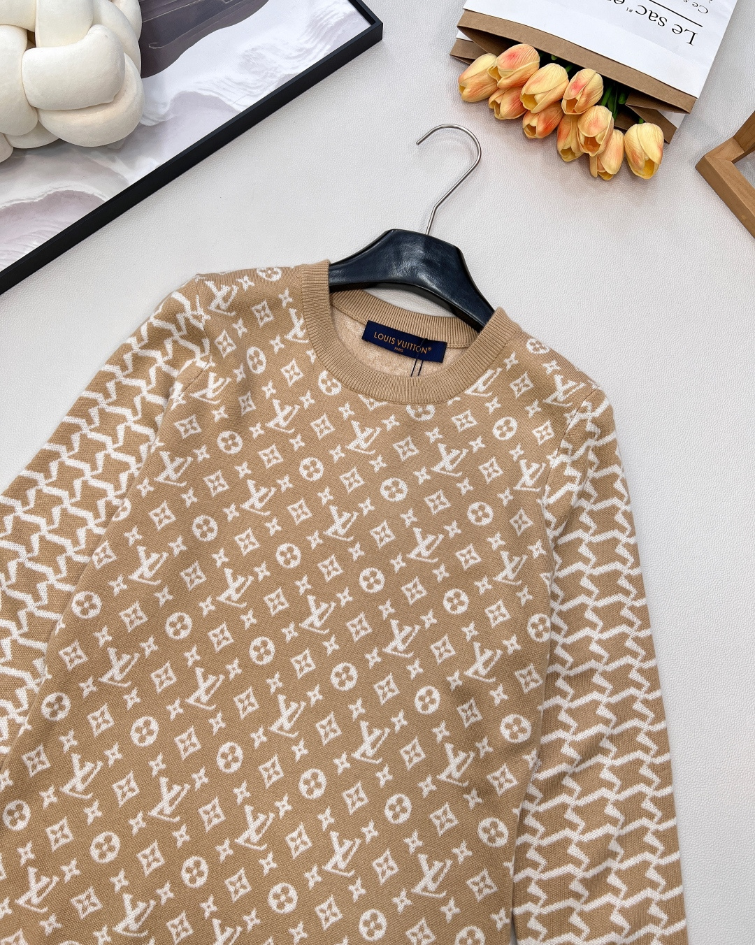 🆕Louis Vuitton🍊🖤提花满Logo毛衣、驴家的万年经典款！时髦大方上档次 永远都不会过时 随