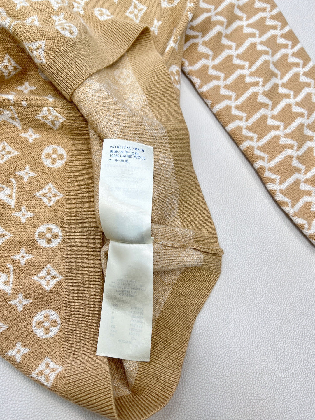 🆕Louis Vuitton🍊🖤提花满Logo毛衣、驴家的万年经典款！时髦大方上档次 永远都不会过时 随