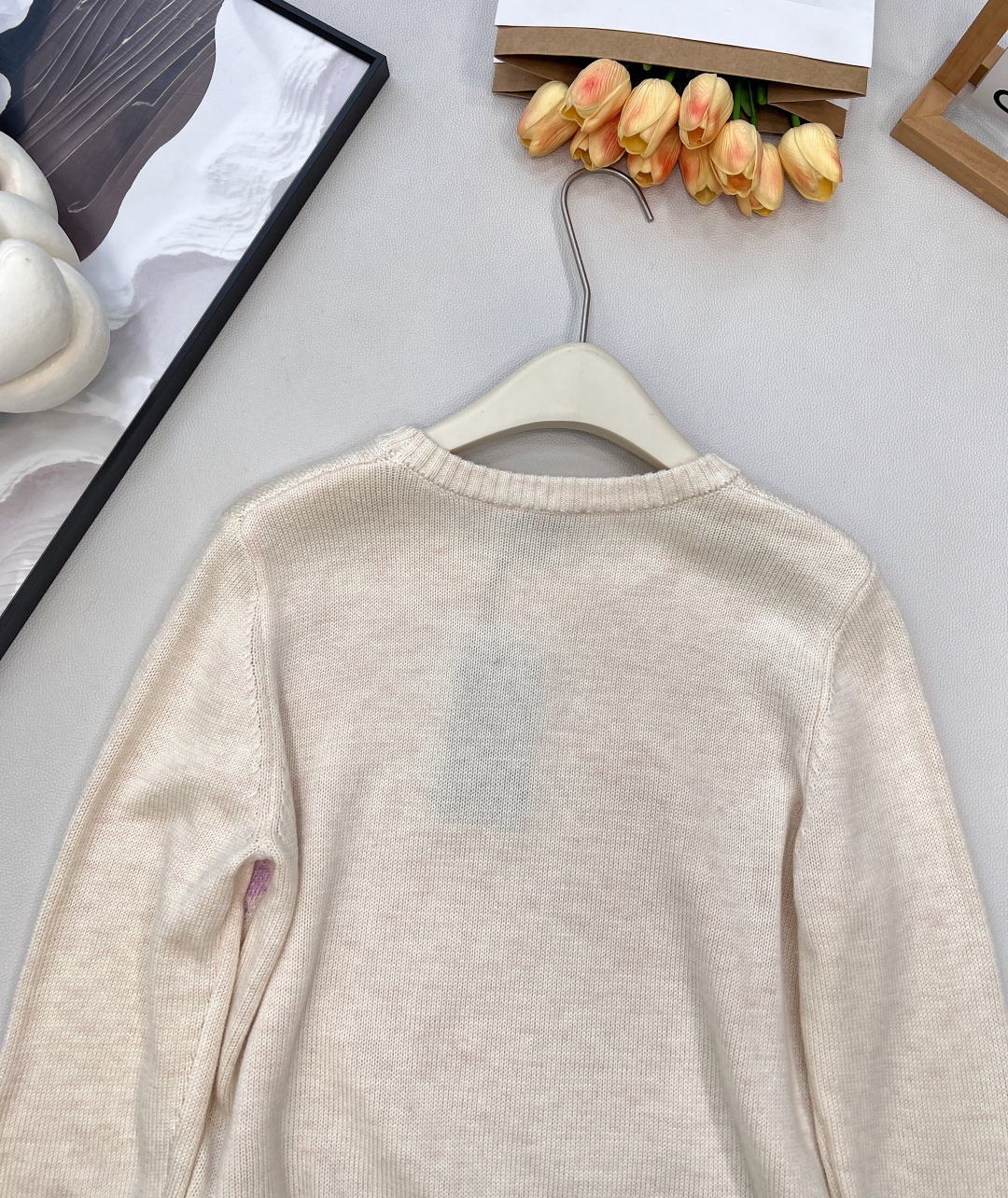 🆕FENDI新款小狗贴片刺绣长袖针织，意大利奢侈品牌芬迪的经典基因邂逅萌趣小狗元素，便诞生了这件极具辨识