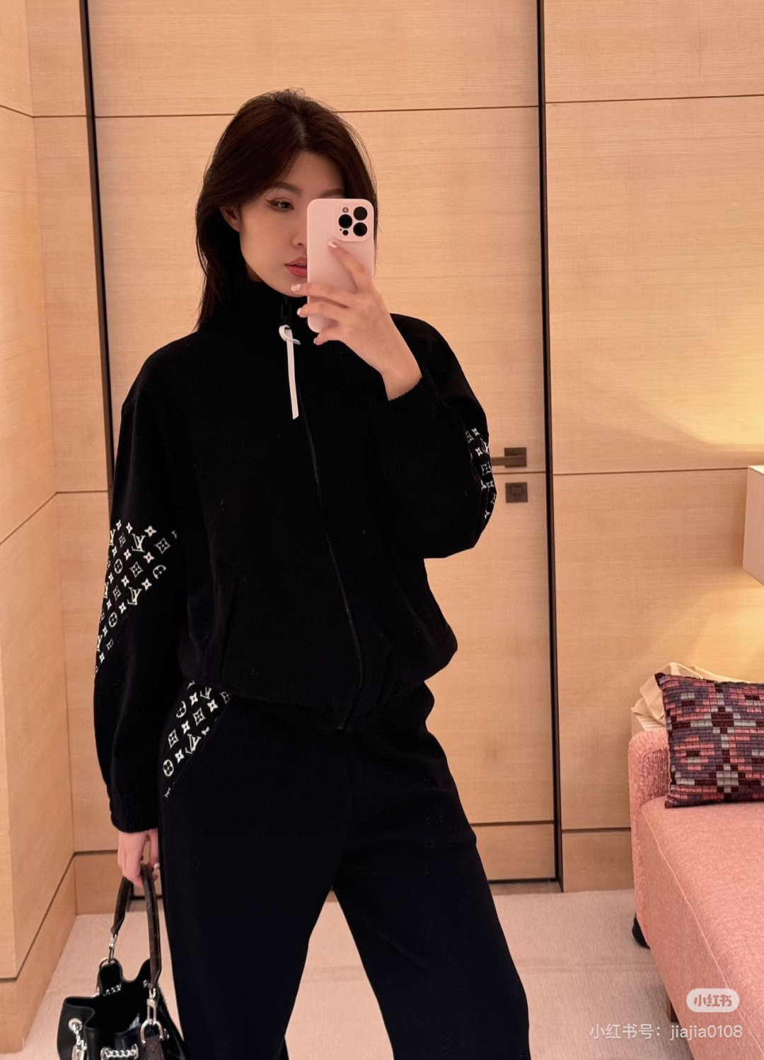 NO:605745,Cool and handsome, fashionable and elegant,,alexander wang19860909很酷很帅气 时髦气质风,,alexander wang,Women's clothing