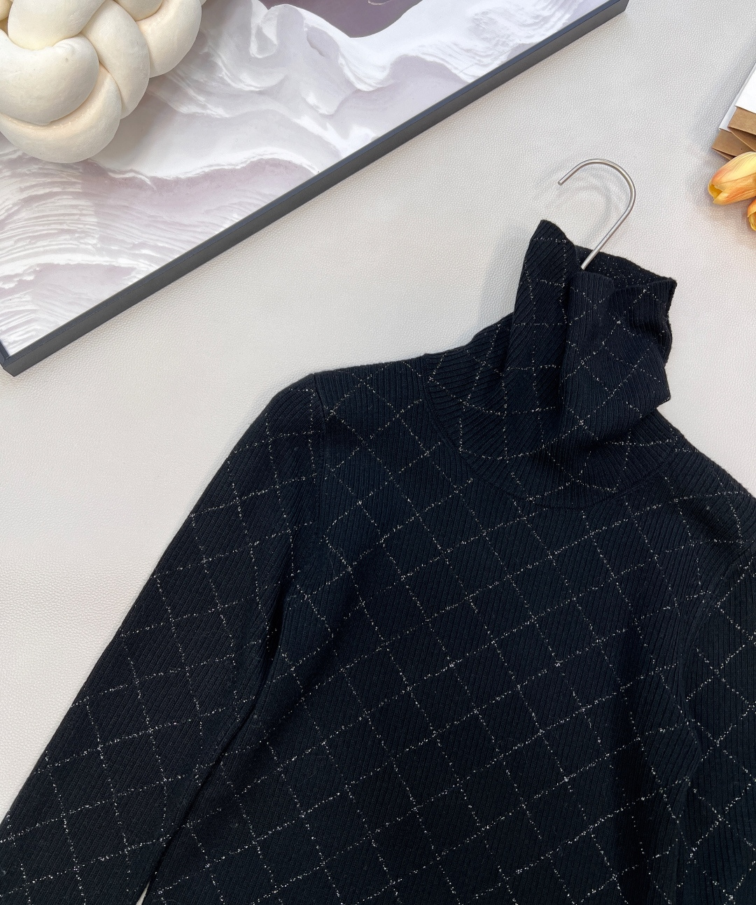 🆕Chanel2025新款高领针织套头毛衣，25coco滑雪🎿系列#定制YB羊毛纱线织造，质感细腻，穿搭