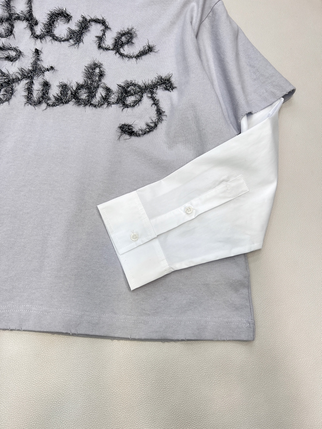 🆕Acne studios2025新款假两件撞色全棉长袖定制YB斜纹全棉材质，透气舒适，质感十足，假两件