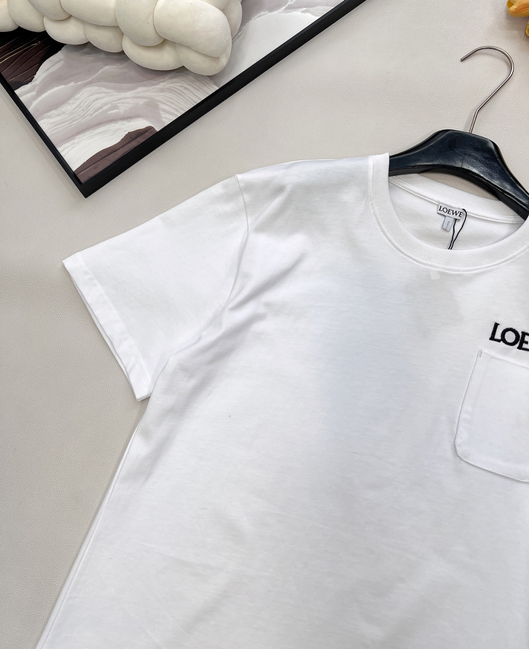 🆕Loewe2025新款口袋徽标圆领𝑇𝑒𝑒，Loew✖️Louis wain联名系列#定制YB原生全棉材