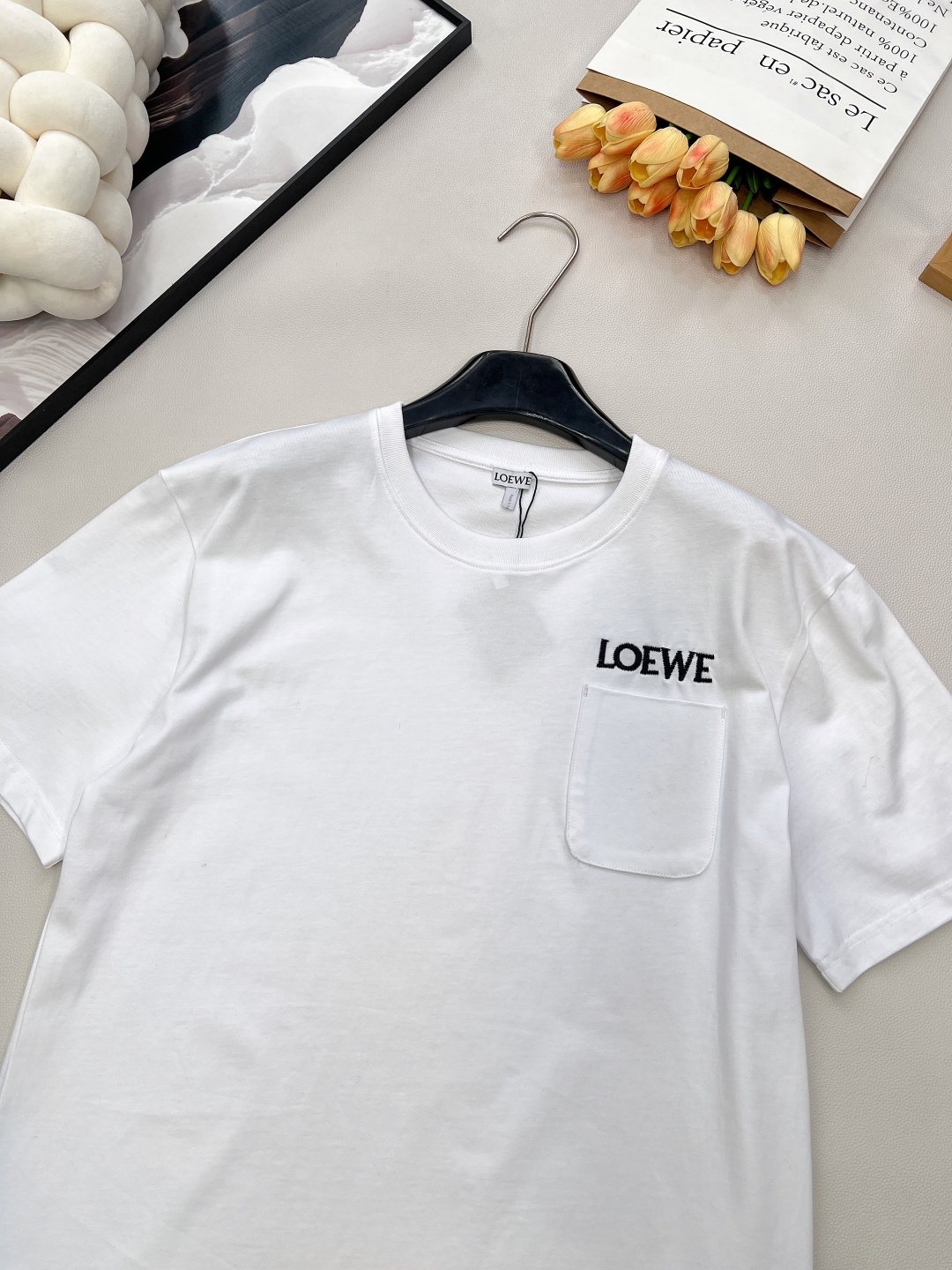 🆕Loewe2025新款口袋徽标圆领𝑇𝑒𝑒，Loew✖️Louis wain联名系列#定制YB原生全棉材