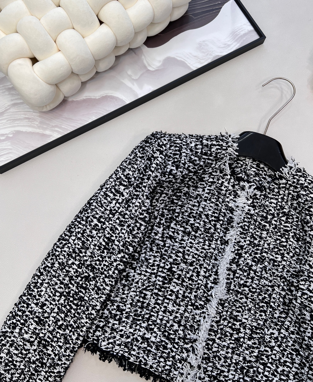 🆕 BALMAIN新款粗纺毛须西装外套，编织的纹理特别好看 很高级 重磅的面料 羊毛纱线编织工艺 大狮子