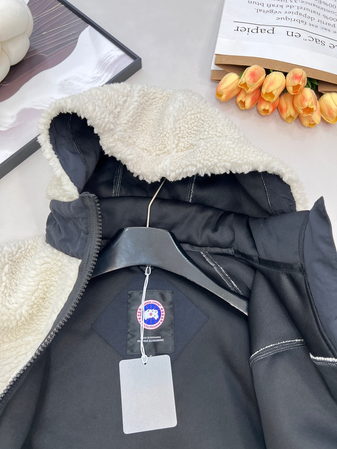 🆕 CANADA GOOSE 加拿大鹅 Simcoe拼接羊羔绒外套连帽毛羔又乖又萌 手臂定制刺绣章仔 既