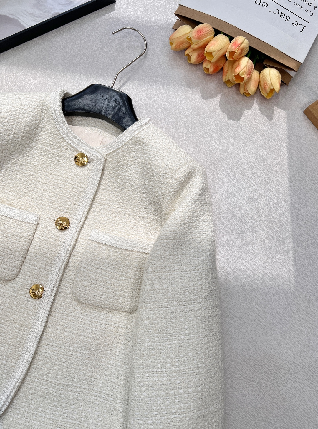 🆕Celine 粗花呢外套🖤历经调改了7次的版型⚠️⚠️终于出大货了！挺括有型 人人都可以穿出直角肩！！