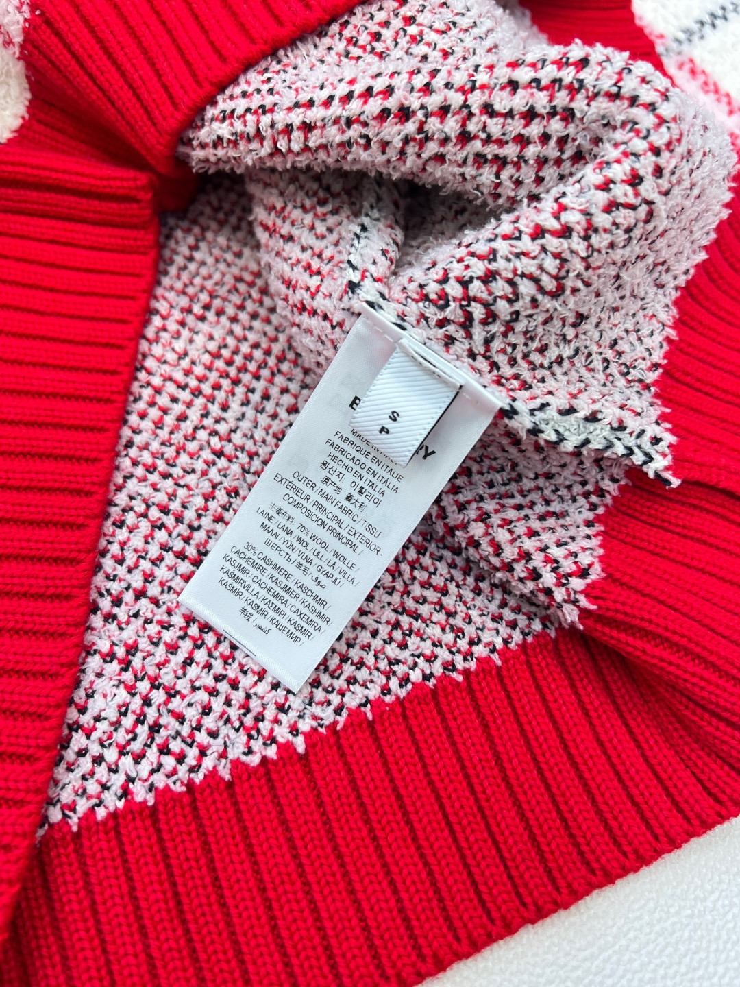 🆕Burberry 2025新款针织圆领针织长袖衫，格纹软糯，松弛感里的高级甜酷，经典格纹撞上软糯针织，