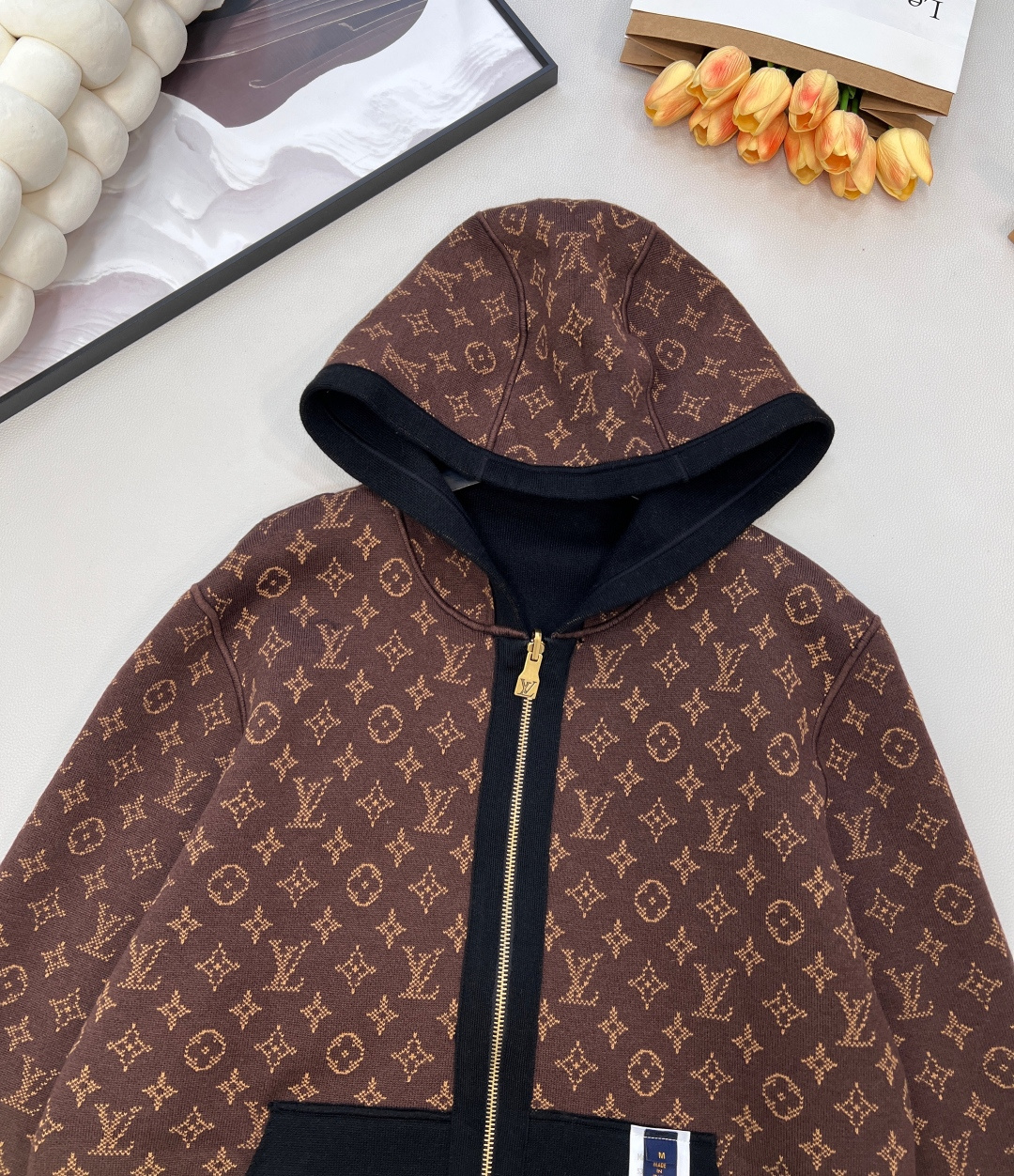 🆕Louis Vuitton25FW秋冬新款 MONOGRAM双面穿连帽开衫，羊毛针织的奢雅双面派，经典
