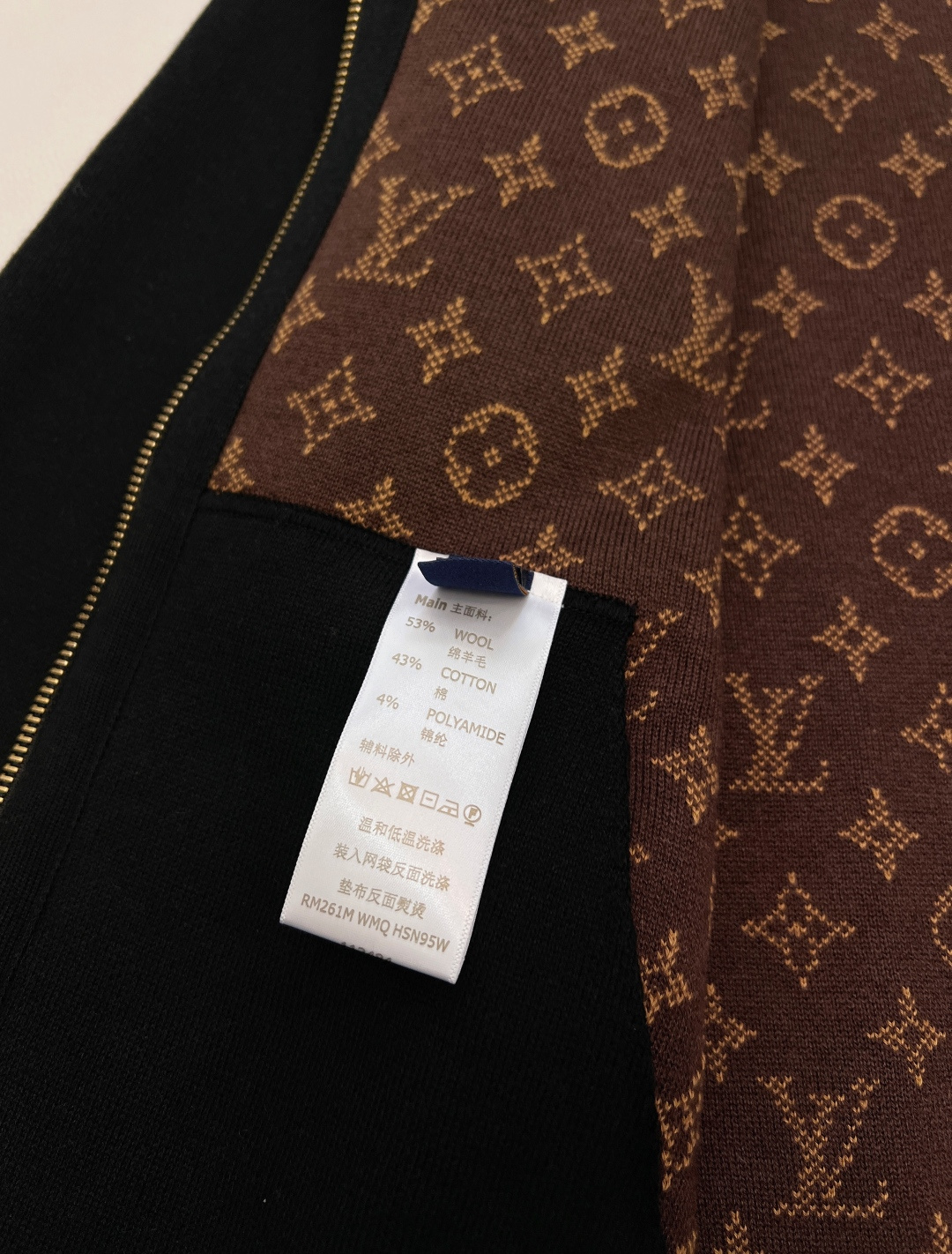 🆕Louis Vuitton25FW秋冬新款 MONOGRAM双面穿连帽开衫，羊毛针织的奢雅双面派，经典