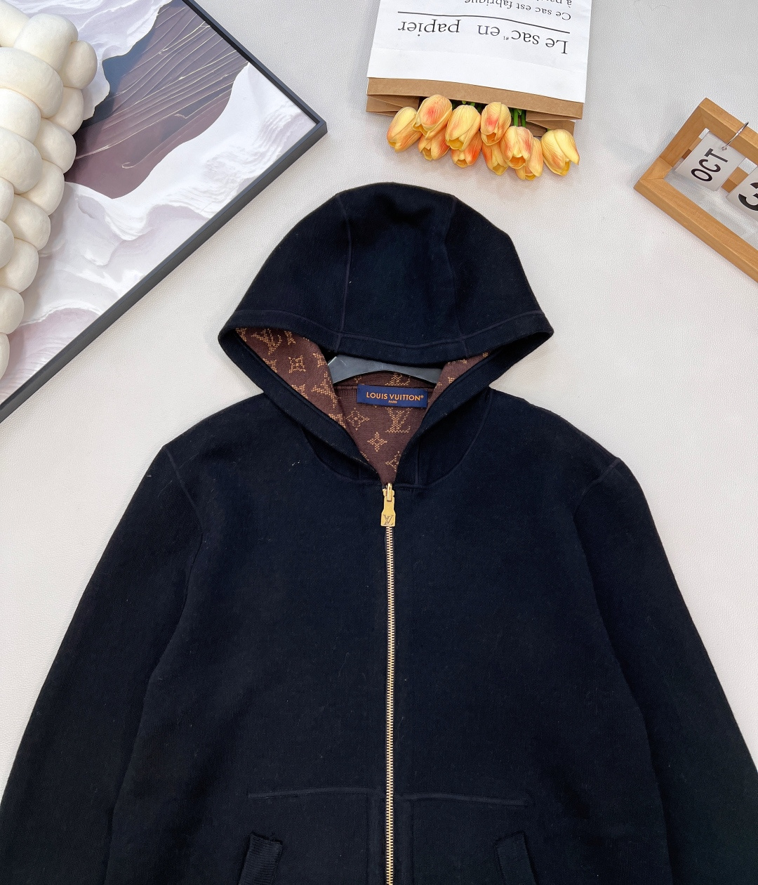 🆕Louis Vuitton25FW秋冬新款 MONOGRAM双面穿连帽开衫，羊毛针织的奢雅双面派，经典