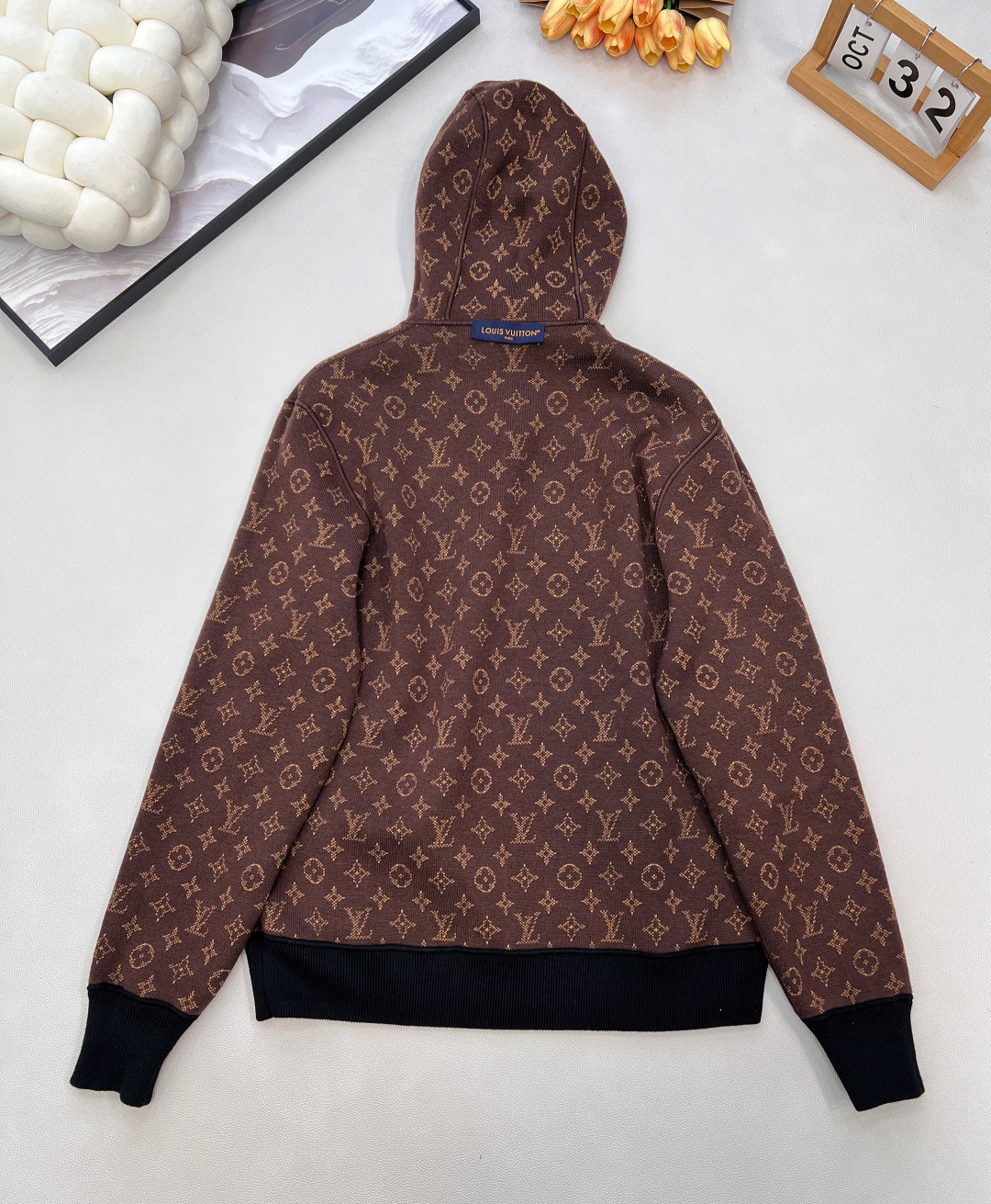 🆕Louis Vuitton25FW秋冬新款 MONOGRAM双面穿连帽开衫，羊毛针织的奢雅双面派，经典