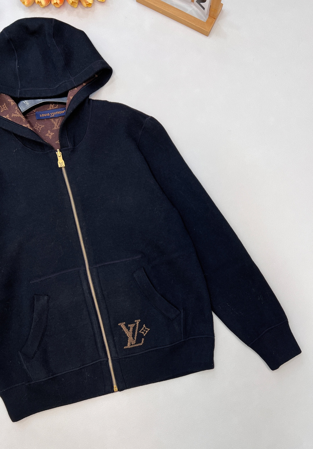 🆕Louis Vuitton25FW秋冬新款 MONOGRAM双面穿连帽开衫，羊毛针织的奢雅双面派，经典