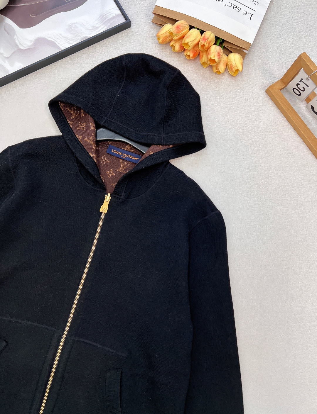 🆕Louis Vuitton25FW秋冬新款 MONOGRAM双面穿连帽开衫，羊毛针织的奢雅双面派，经典