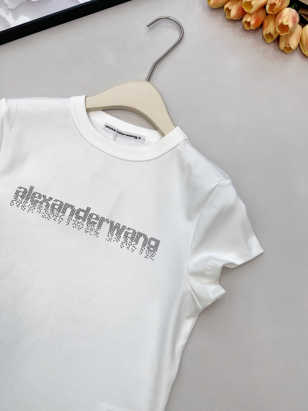 🆕Alexander Wang26SS春夏新款字母烫钻弹力休闲潮流短袖T恤▪️高品质弹力软糯面料，弹力很