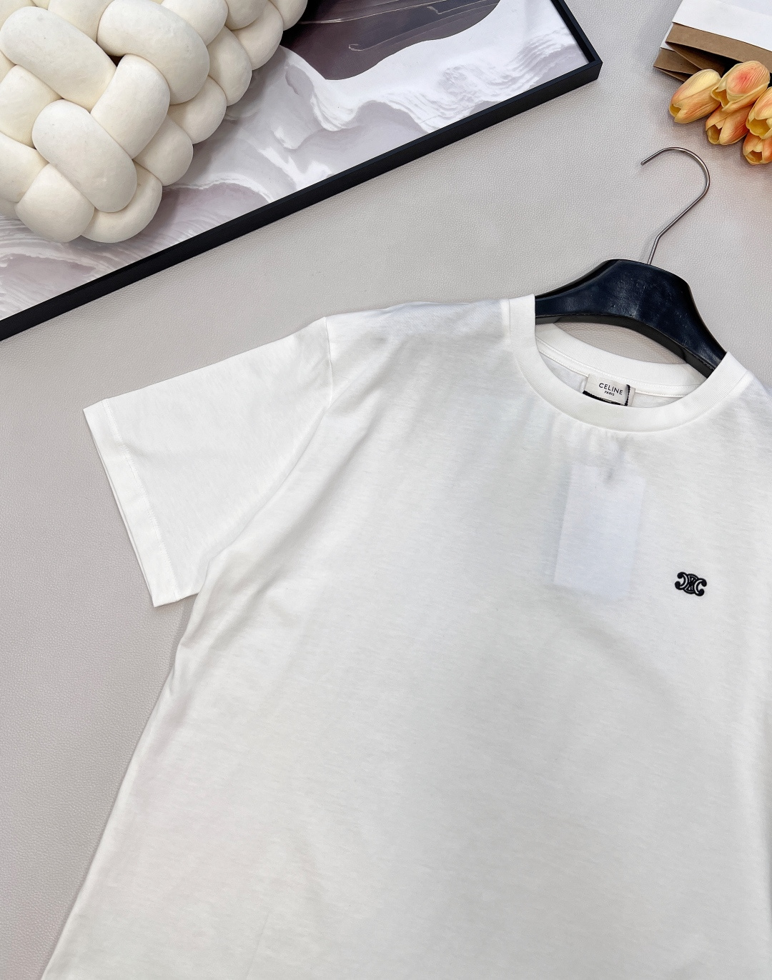 🆕CELINE26春夏新款CE凯旋门刺绣经典休闲宽松短袖T恤 超多明星同款！▪️定制YB原生全棉材质，透