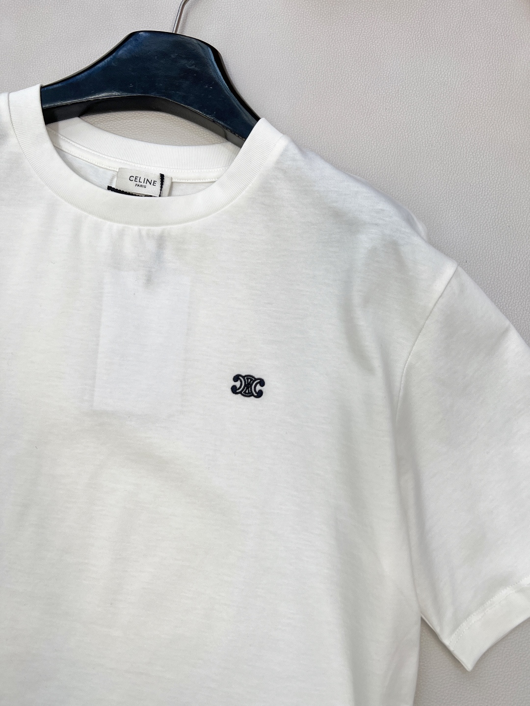 🆕CELINE26春夏新款CE凯旋门刺绣经典休闲宽松短袖T恤 超多明星同款！▪️定制YB原生全棉材质，透