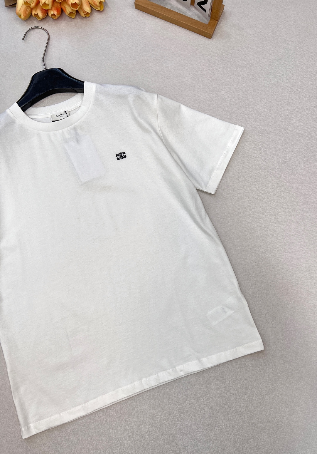 🆕CELINE26春夏新款CE凯旋门刺绣经典休闲宽松短袖T恤 超多明星同款！▪️定制YB原生全棉材质，透