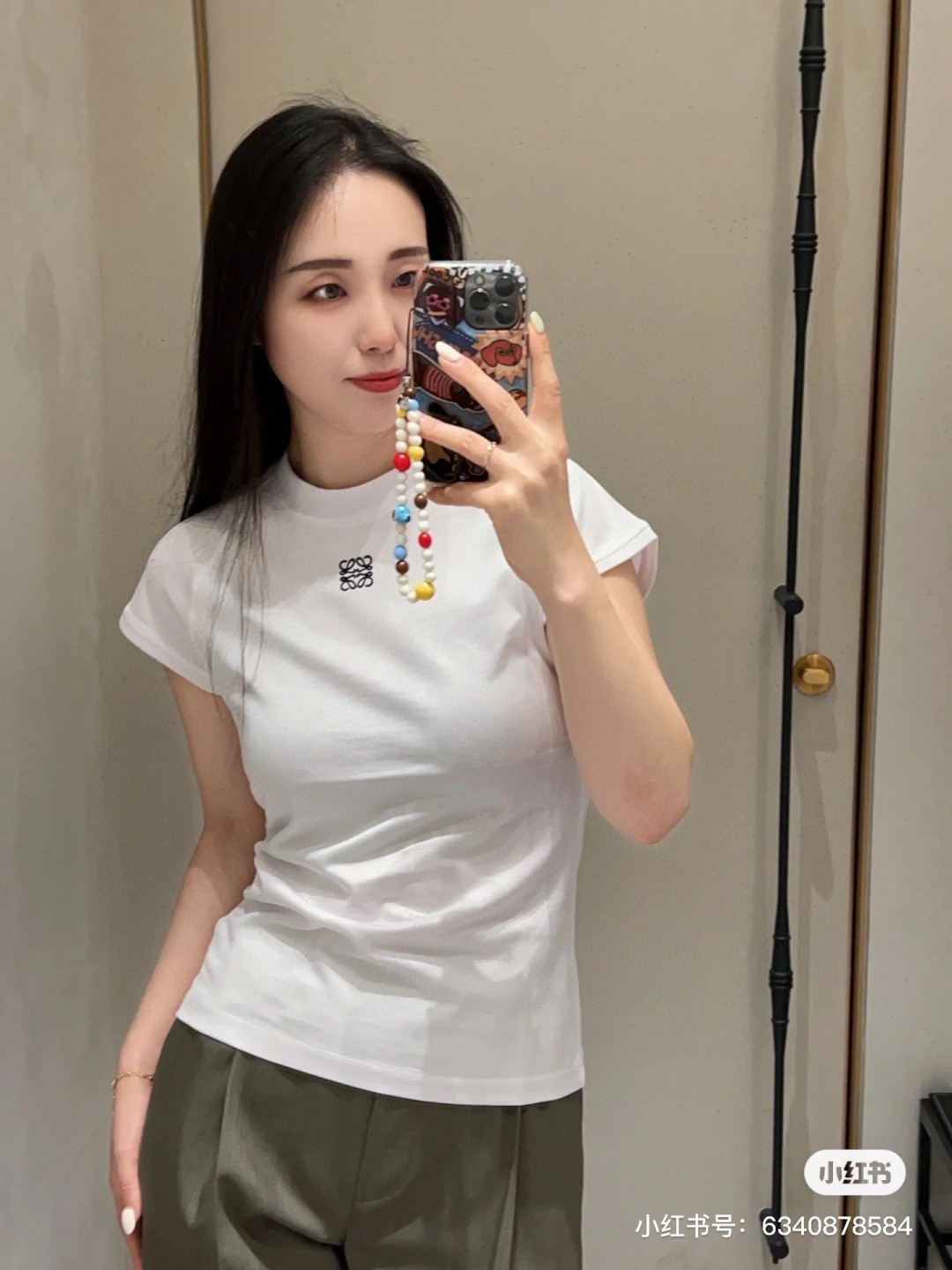 NO:624082,Easily get fashionable commuting style in Luo,,alexander wang19860909在罗轻松get时髦通勤风,,alexander wang,Women's clothing