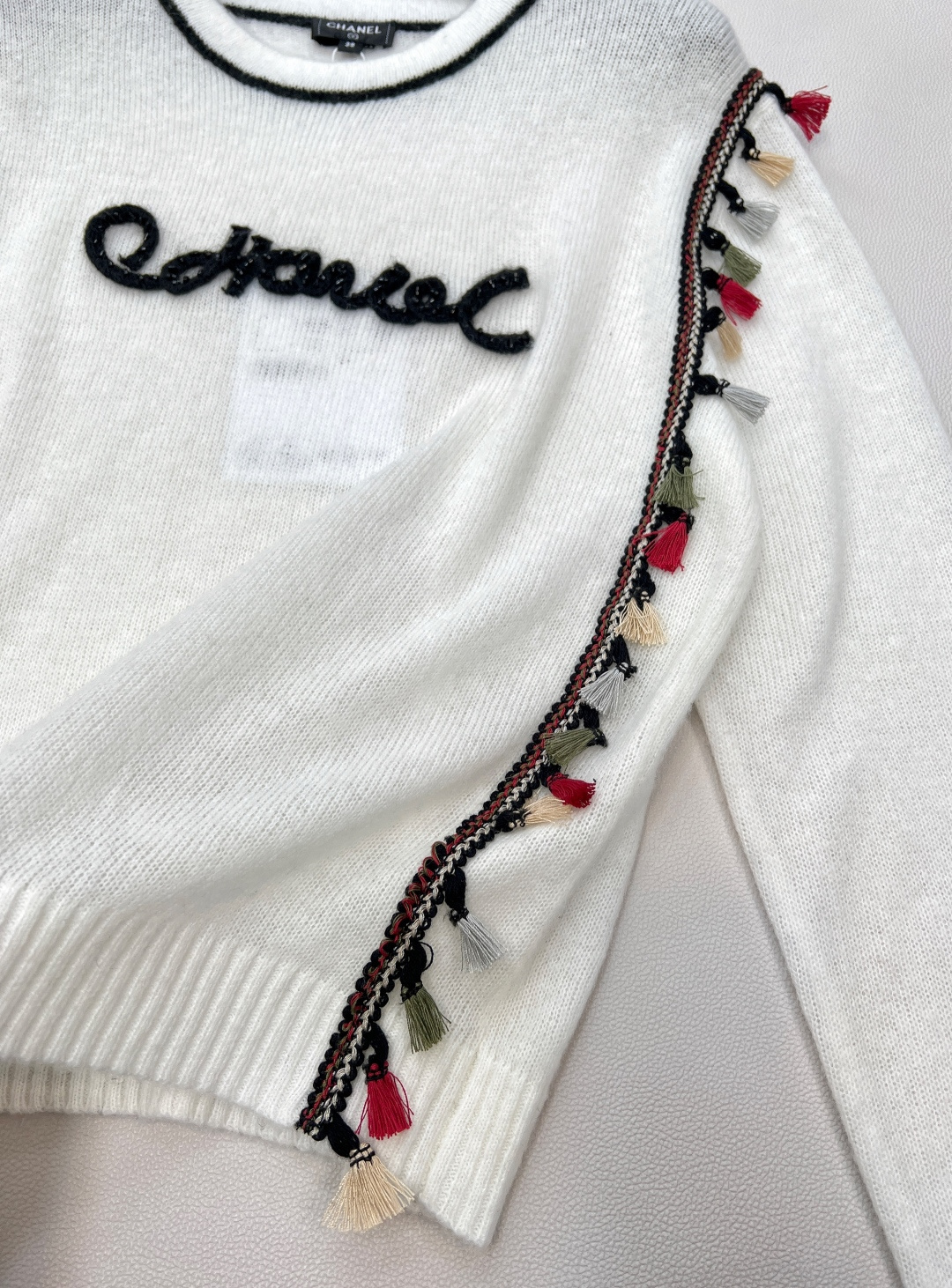 🆕Chanel25A新款高级手工坊新款流苏套头针织毛衣丨⚠独家高版出品！一眼就看出的好质感👍圆领设计减龄