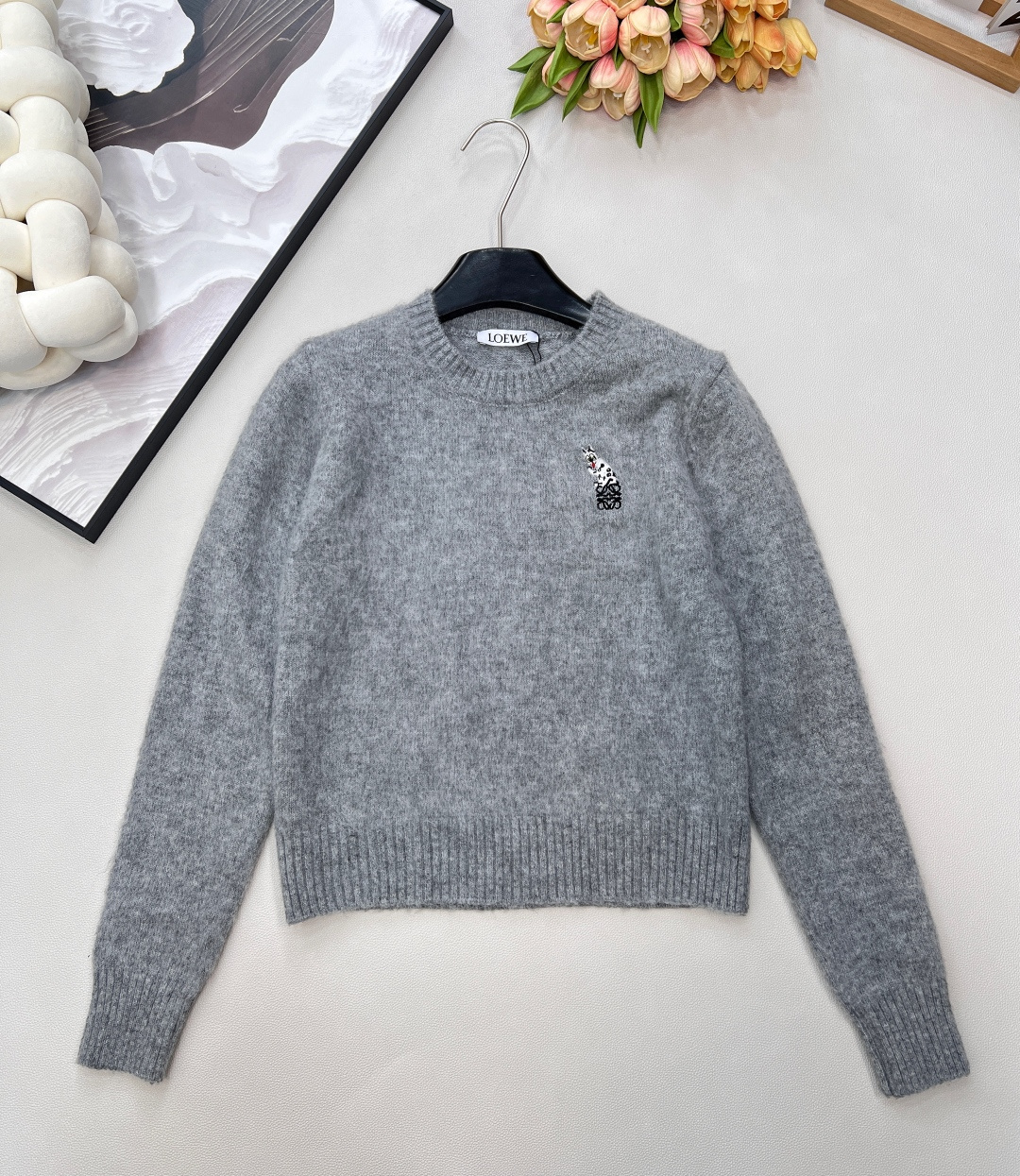 🆕Loewe2025新款刺绣机器猫针织毛，Loew✖️Louis wain联名系列#定制YB羊毛纱线织造