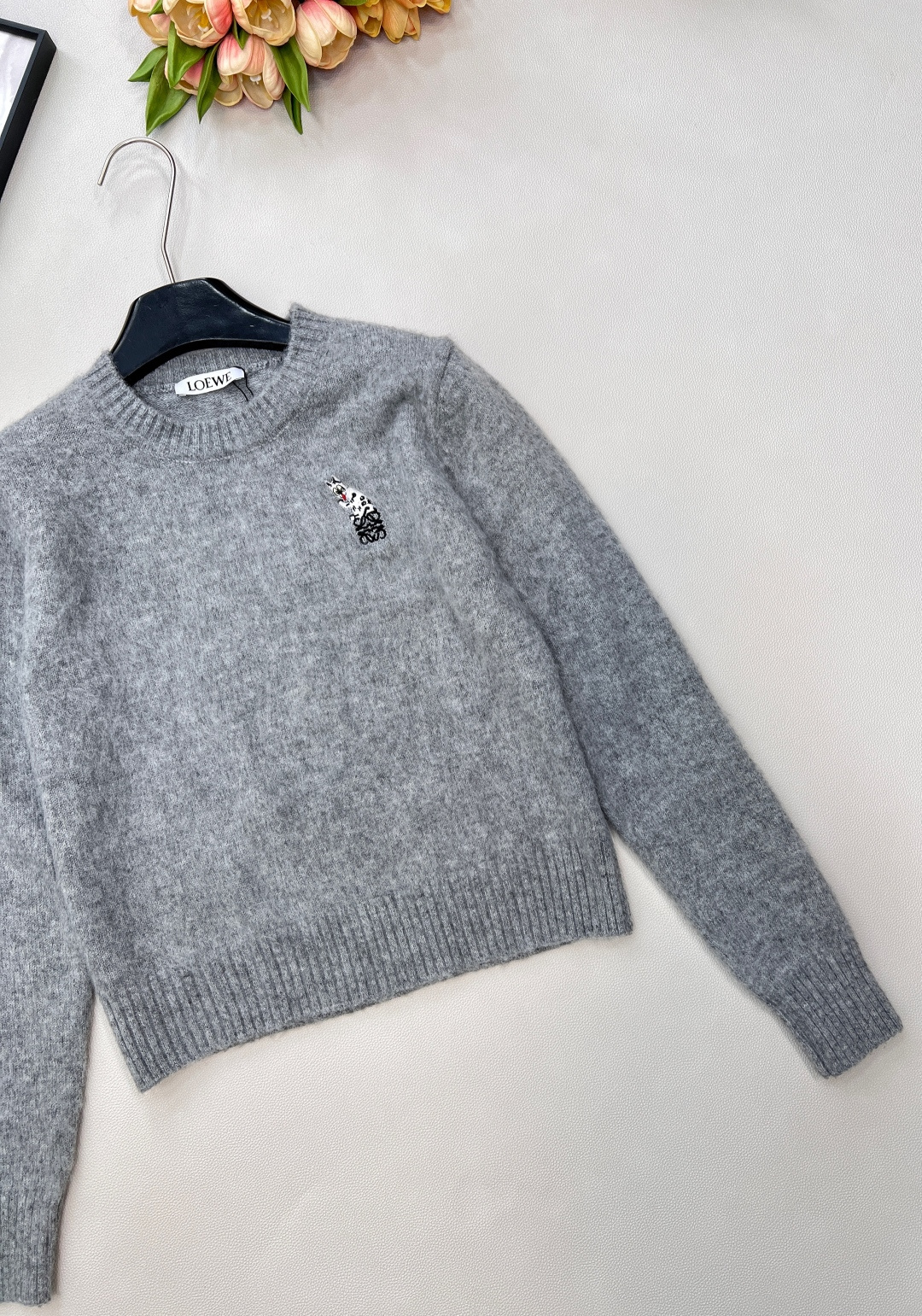 🆕Loewe2025新款刺绣机器猫针织毛，Loew✖️Louis wain联名系列#定制YB羊毛纱线织造