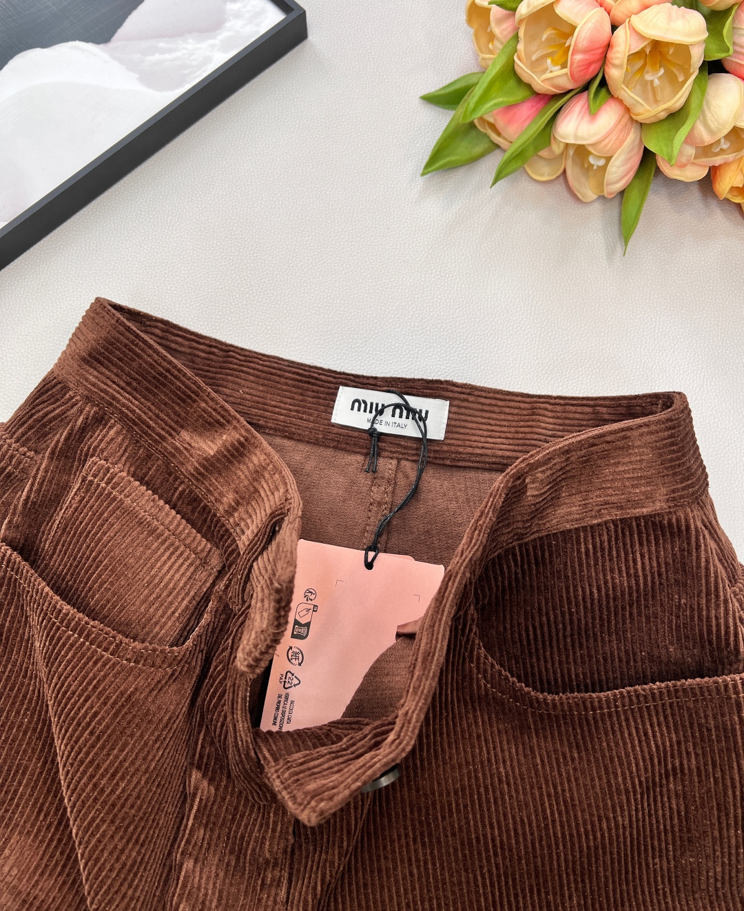 🆕MiuMiu25Fw秋冬新款复古焦糖棕灯芯绒直筒长裤丨⚠独家yb开发！高版出品！软糯灯芯绒自带温暖滤镜