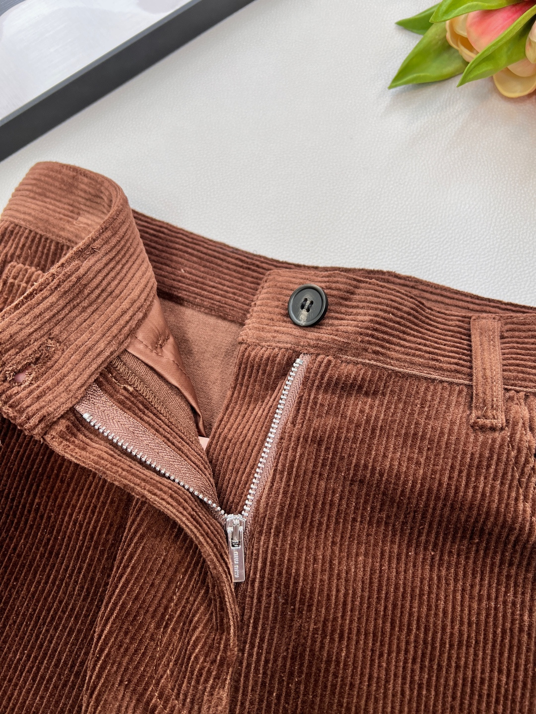 🆕MiuMiu25Fw秋冬新款复古焦糖棕灯芯绒直筒长裤丨⚠独家yb开发！高版出品！软糯灯芯绒自带温暖滤镜