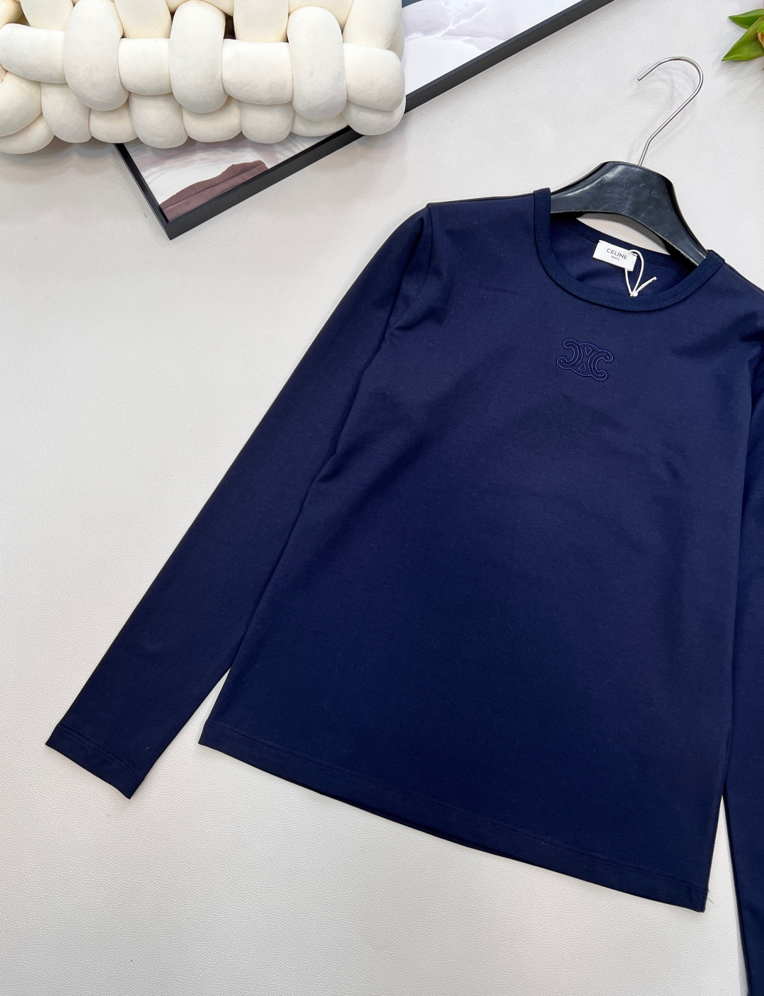 🆕Celine2025新款圆领刺绣全棉长袖T恤，定制YB原生全棉材质，德国进口机器打造，超密度处理，质感