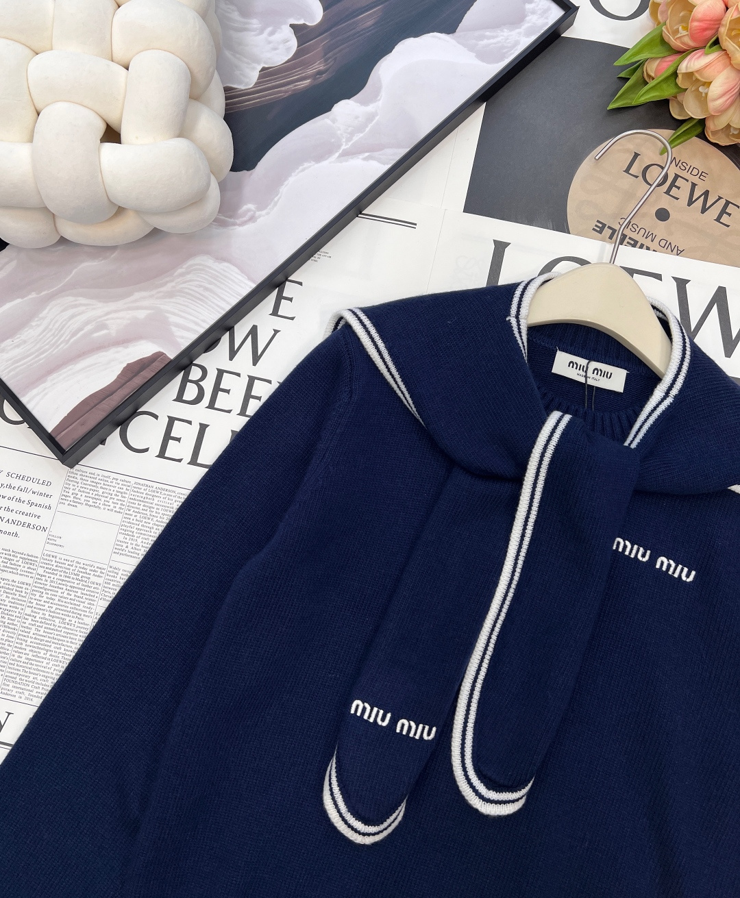 🆕Miu Miu 25新款字母刺绣海军领针织衫，把“少女贵气感”穿在身上。 海军领+短款修身=秋冬的甜酷
