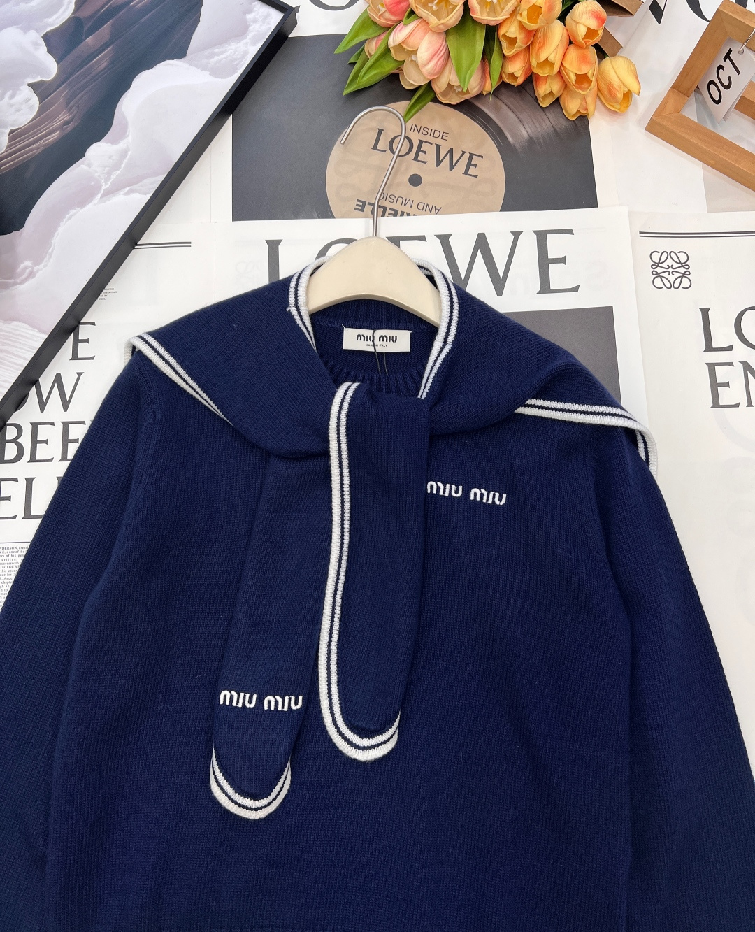 🆕Miu Miu 25新款字母刺绣海军领针织衫，把“少女贵气感”穿在身上。 海军领+短款修身=秋冬的甜酷
