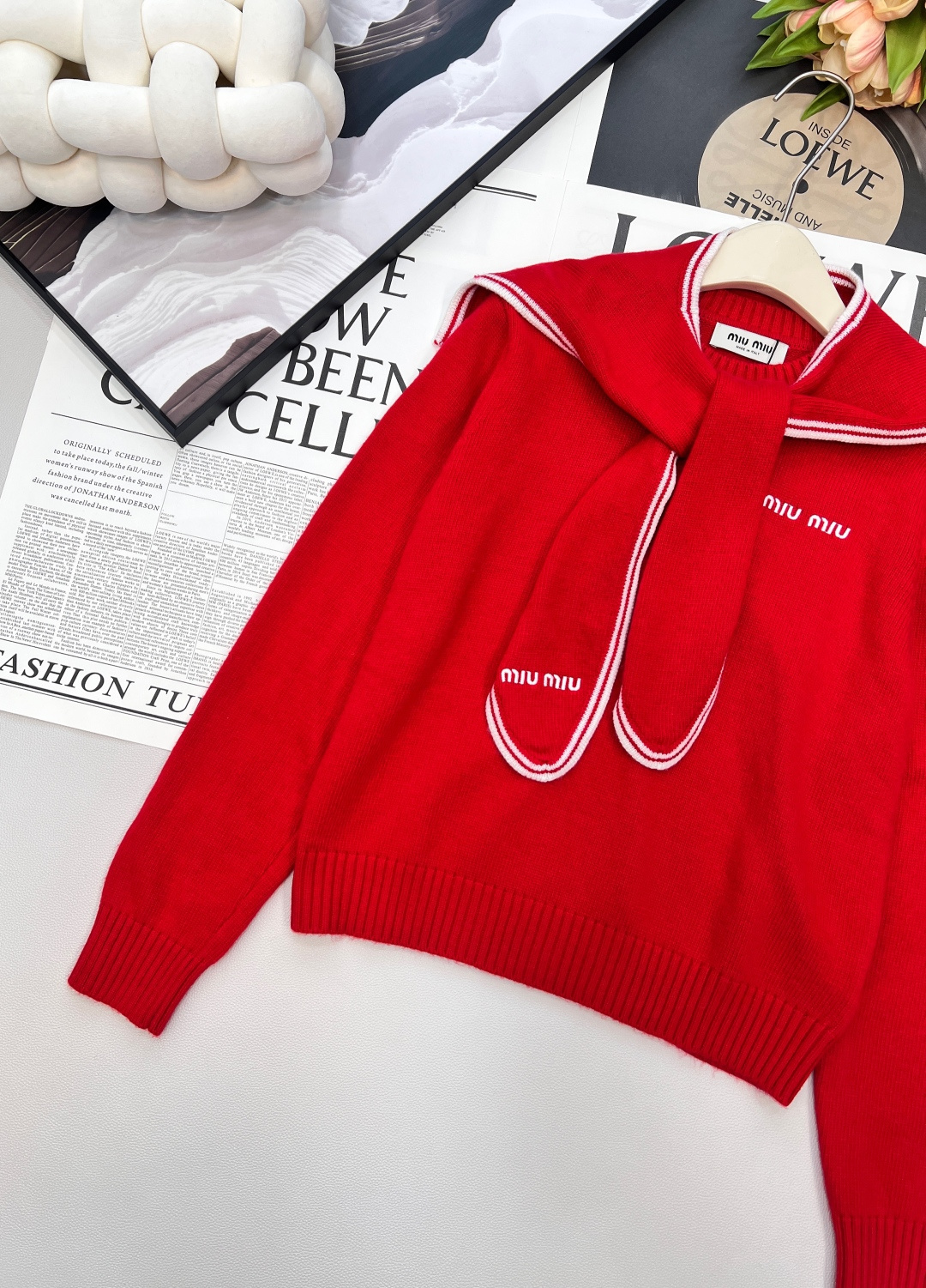 🆕Miu Miu 25新款字母刺绣海军领针织衫，把“少女贵气感”穿在身上。 海军领+短款修身=秋冬的甜酷