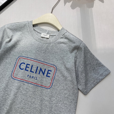 🆕CELINE春夏新款双色方框字母印花宽松休闲版型短袖T恤▪️春夏主推款,宽松休闲版型搭配原版一致的方框 🆕CELINE春夏新款双色方框字母印花宽松休闲版型短袖T恤▪️春夏主推款,宽松休闲版型搭配原版一致的方框