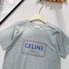 🆕CELINE春夏新款双色方框字母印花宽松休闲版型短袖T恤▪️春夏主推款,宽松休闲版型搭配原版一致的方框 🆕CELINE春夏新款双色方框字母印花宽松休闲版型短袖T恤▪️春夏主推款,宽松休闲版型搭配原版一致的方框