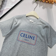 🆕CELINE春夏新款双色方框字母印花宽松休闲版型短袖T恤▪️春夏主推款,宽松休闲版型搭配原版一致的方框 🆕CELINE春夏新款双色方框字母印花宽松休闲版型短袖T恤▪️春夏主推款,宽松休闲版型搭配原版一致的方框