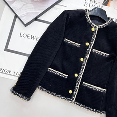🆕Chanel高级手工坊系列新款竖条灯芯绒外套,高版出品!经典黑色竖条灯芯绒为基底,自带复古年代的慵懒质 🆕Chanel高级手工坊系列新款竖条灯芯绒外套,高版出品!经典黑色竖条灯芯绒为基底,自带复古年代的慵懒质