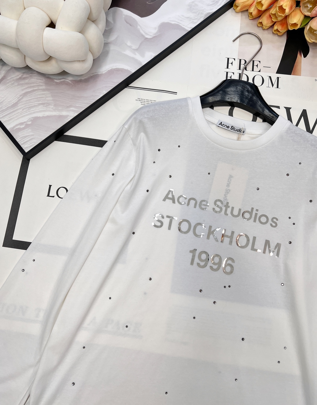 🆕 ACNE STUDIO 银标字母印花+满天星水钻长袖T恤银色字母印花是很有光泽很有质感的 满满的风格
