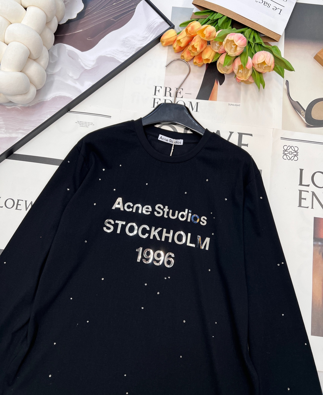 🆕 ACNE STUDIO 银标字母印花+满天星水钻长袖T恤银色字母印花是很有光泽很有质感的 满满的风格