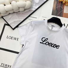 🆕Loewe2026新款立体刺绣徽标短袖T恤,定制YB原生全棉材质,透气舒适,质感十足,常规短袖T恤,胸 🆕Loewe2026新款立体刺绣徽标短袖T恤,定制YB原生全棉材质,透气舒适,质感十足,常规短袖T恤,胸