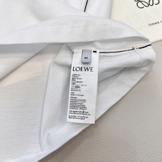 🆕Loewe2026新款立体刺绣徽标短袖T恤,定制YB原生全棉材质,透气舒适,质感十足,常规短袖T恤,胸 🆕Loewe2026新款立体刺绣徽标短袖T恤,定制YB原生全棉材质,透气舒适,质感十足,常规短袖T恤,胸